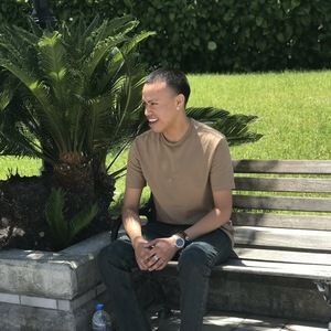 Meet your Posher, Cruz